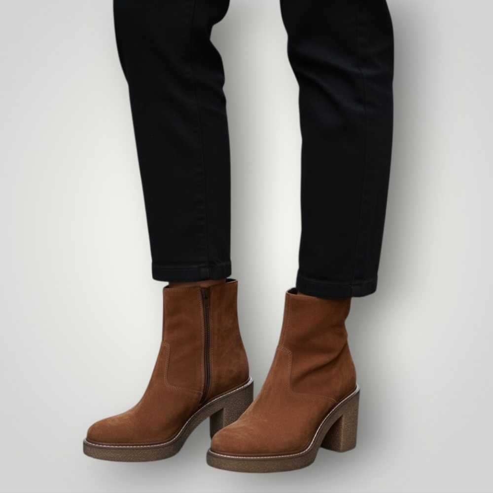 Clarks Colden Up Suede Platform Boots 8.5 M Dark Tan Block Heel Ankle‎ Boots
